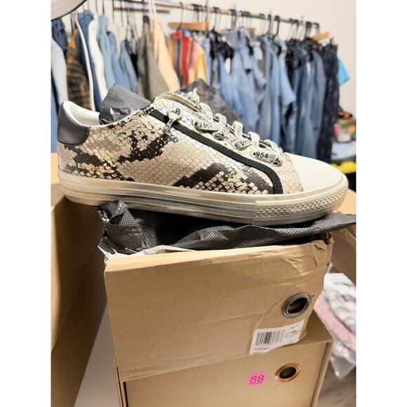 Vintage Havana Selena Low Top Sneaker - Picture 6 of 6